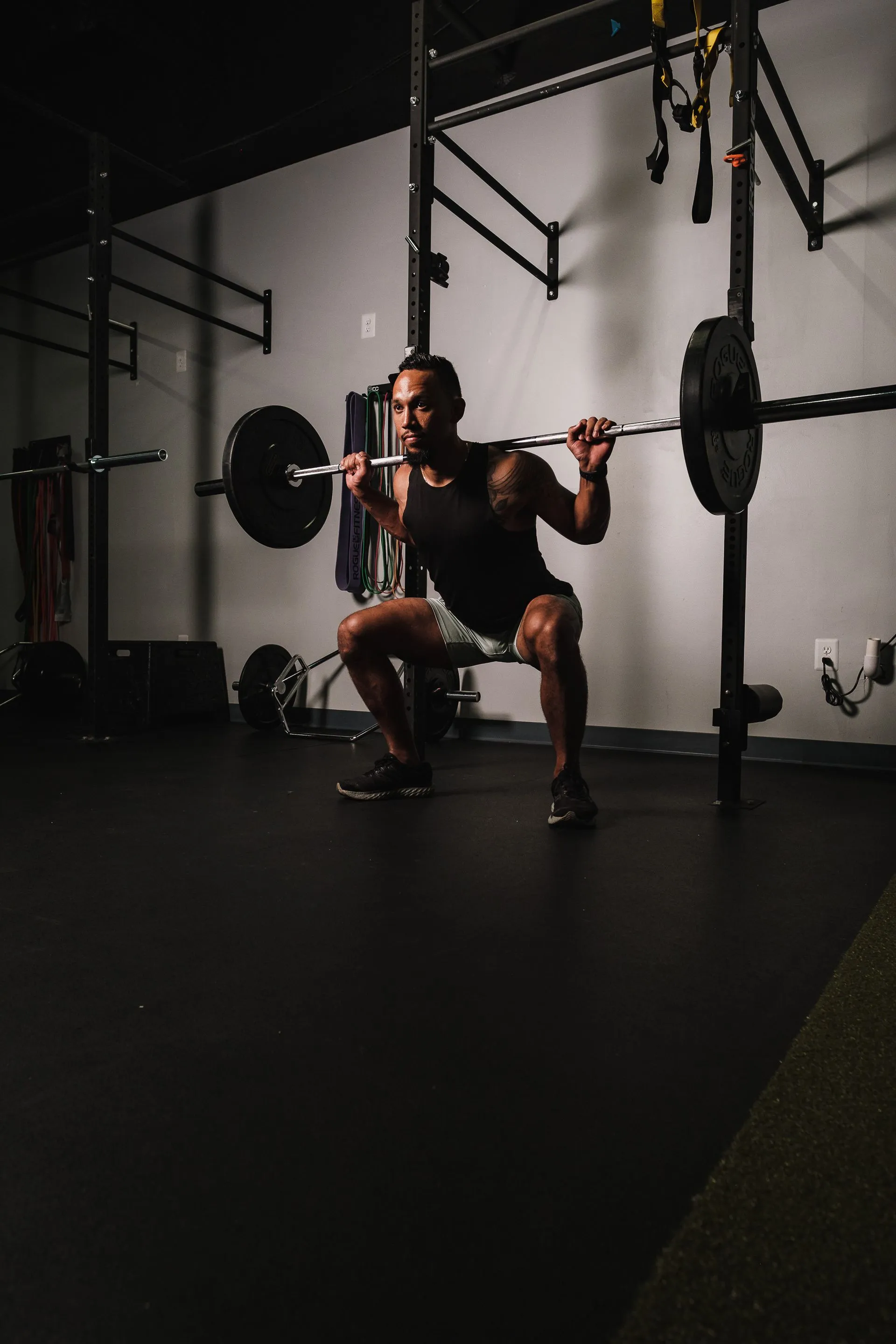 Kniebeuge im Power Rack